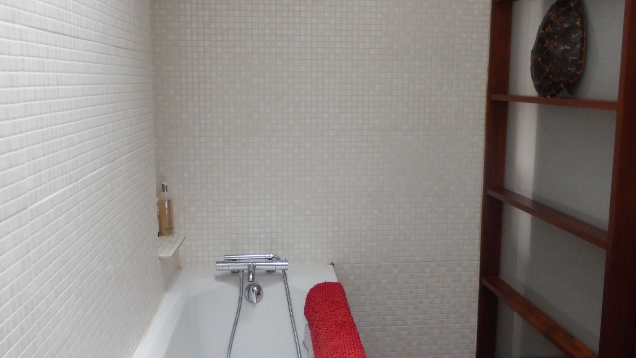 Photo of Bathroom in Hotel de Ville - Quinconces