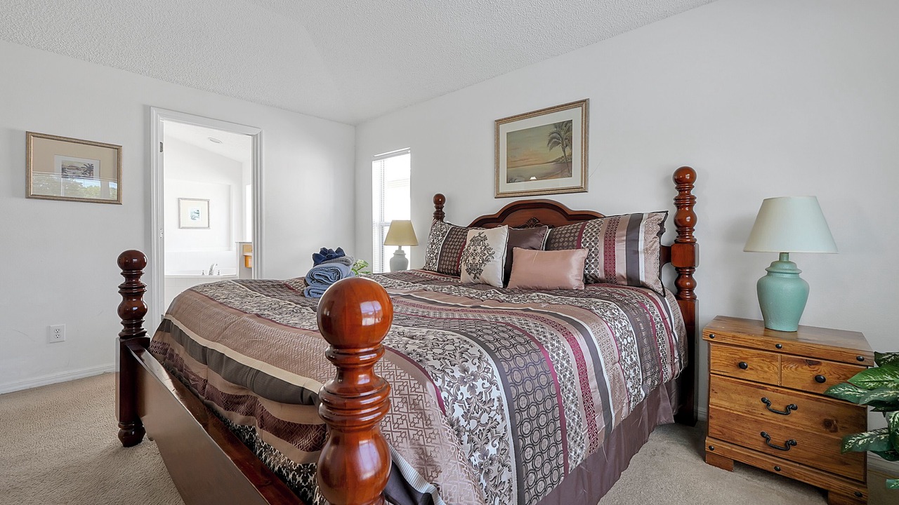 Photo of Bedroom in Seasons
