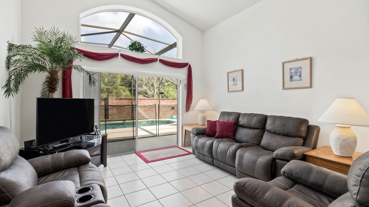 Photo of Livingroom in Seasons