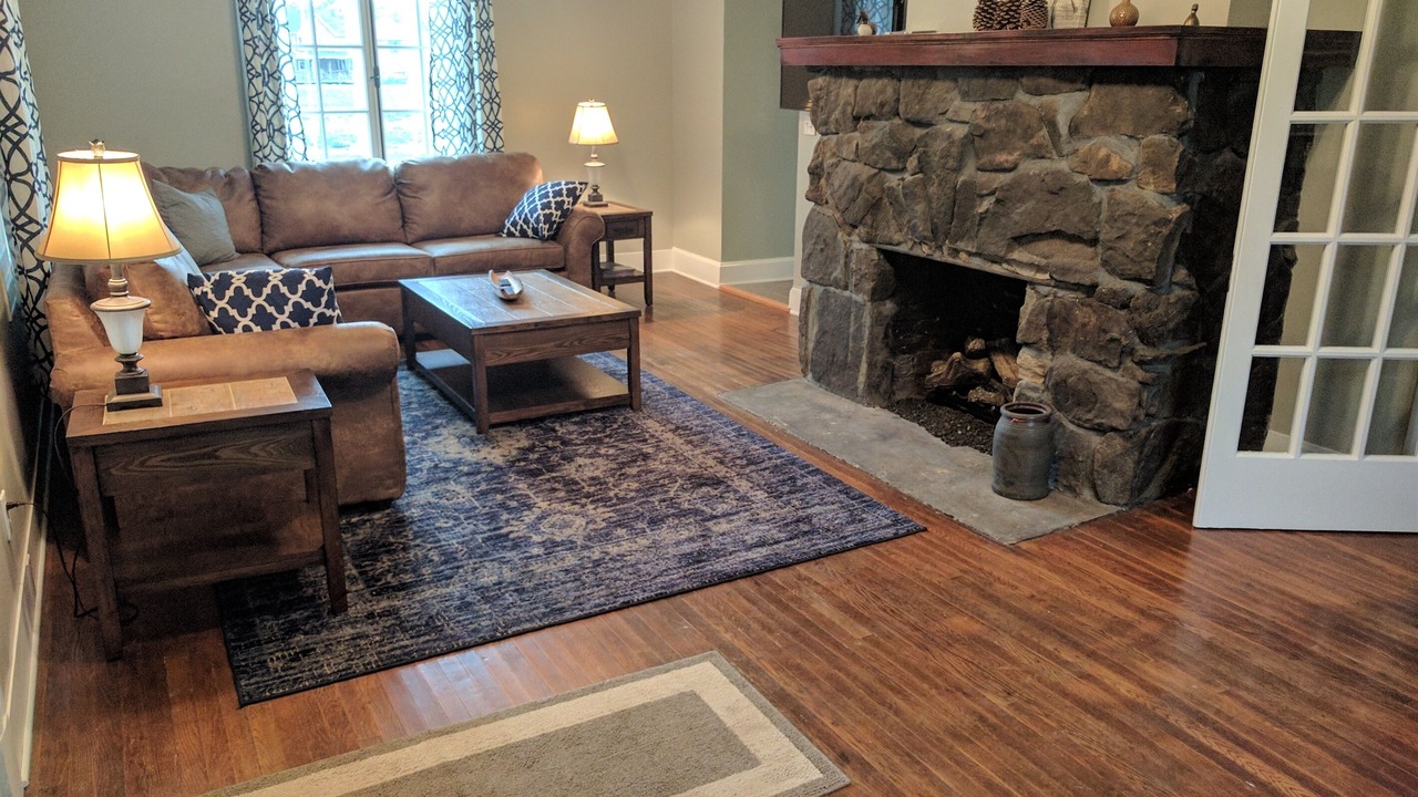 Photo of Livingroom in Confluence