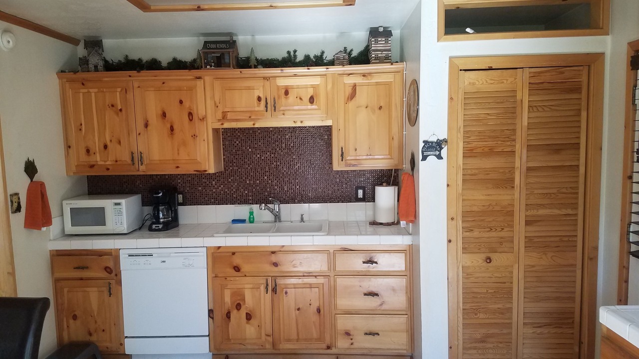 Photo of Kitchen in Big Bear City