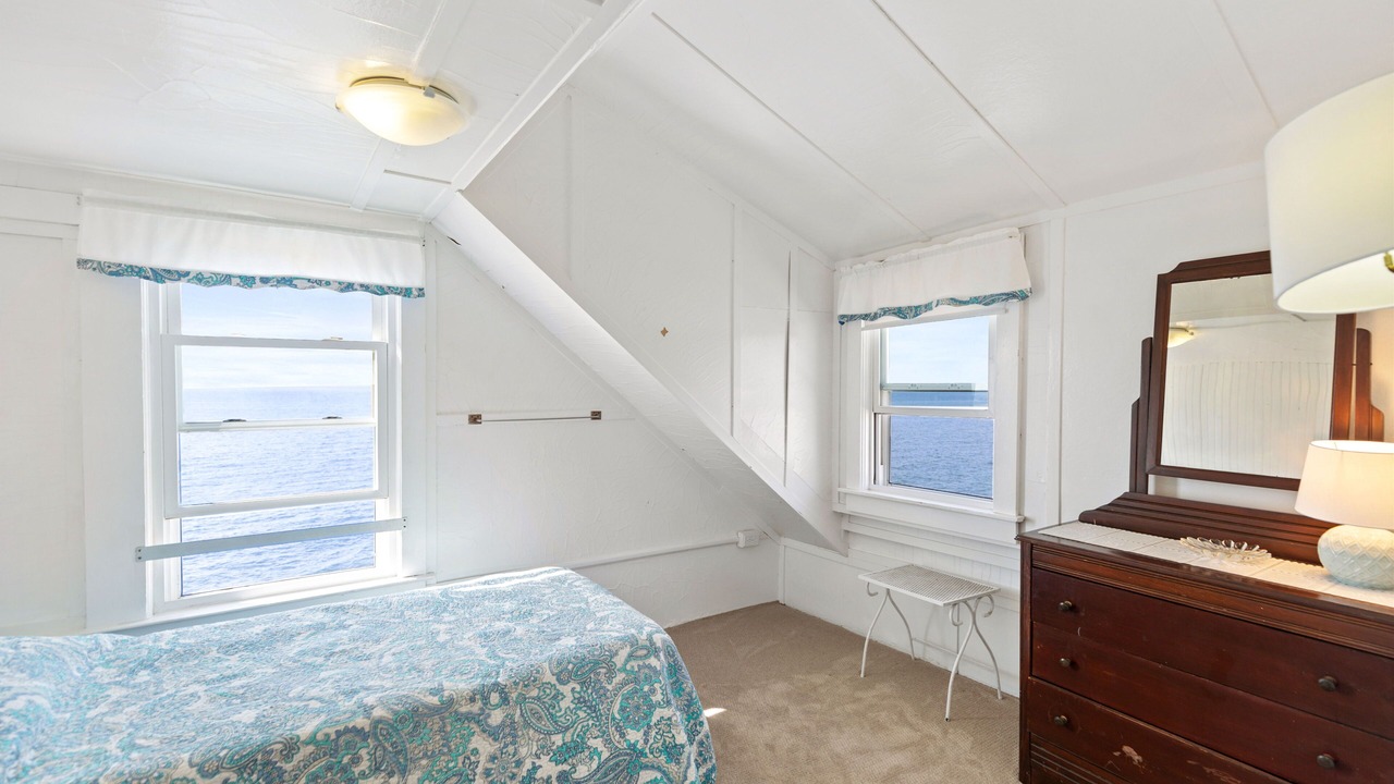 Photo of Bedroom in Westbrook Center