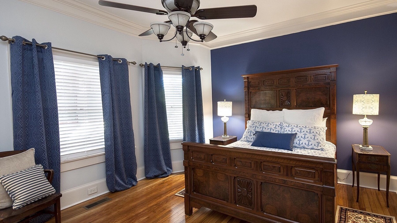 Photo of Bedroom in Greenville Downtown