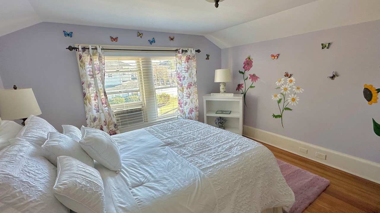 Photo of Bedroom in Greenville Downtown