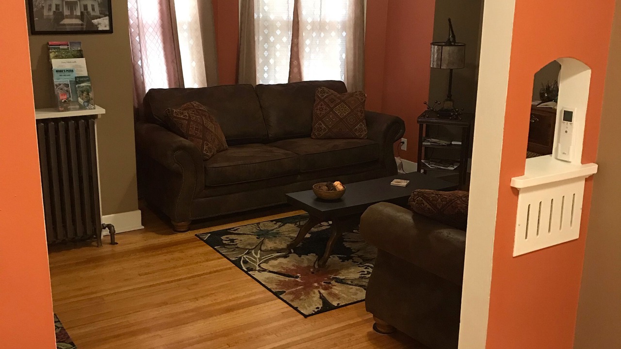 Photo of Livingroom in Decorah