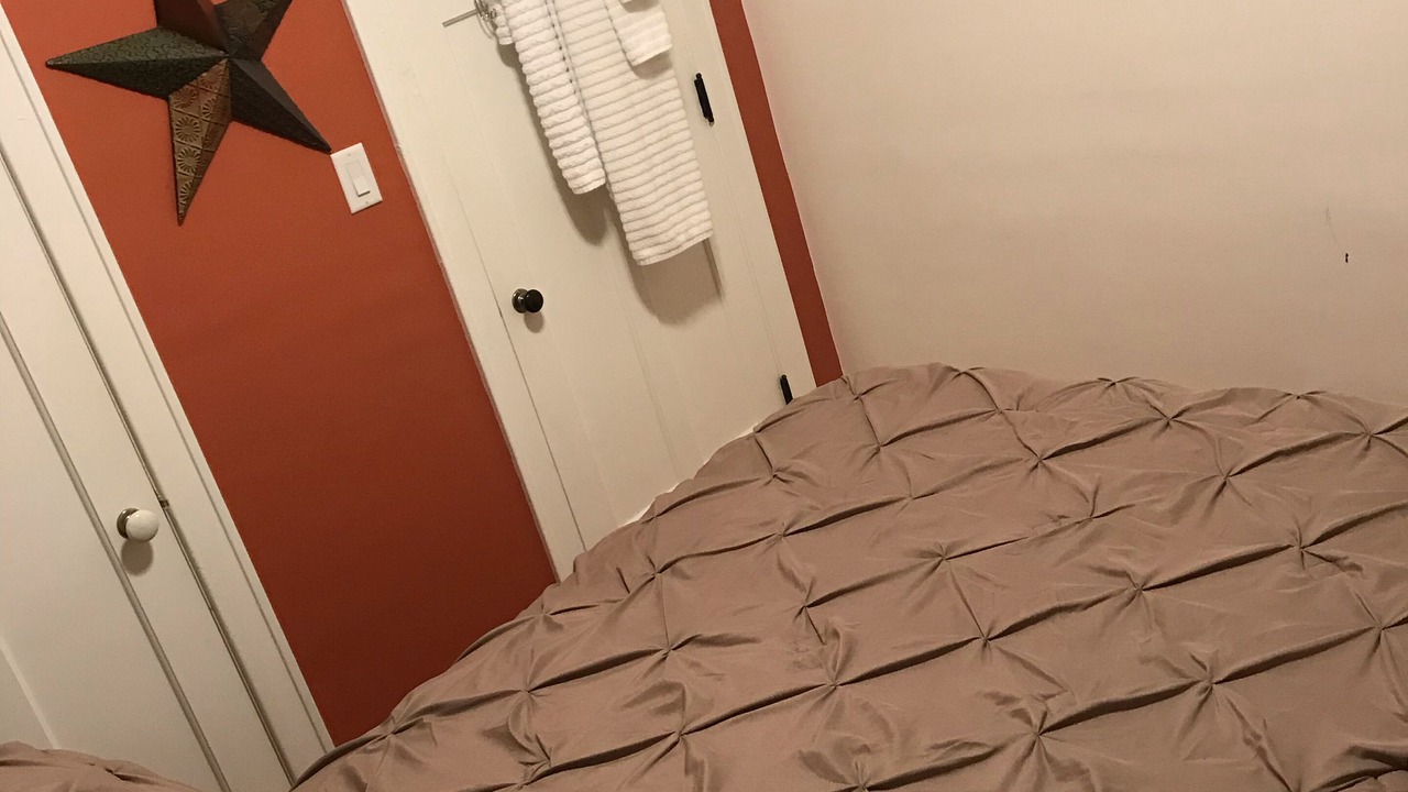 Photo of Bedroom in Decorah