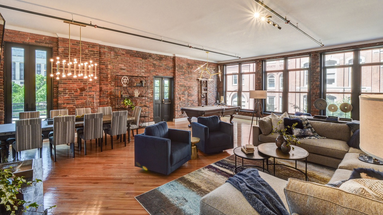 Photo of Livingroom in Downtown Nashville