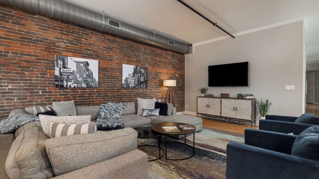 Photo of Livingroom in Downtown Nashville