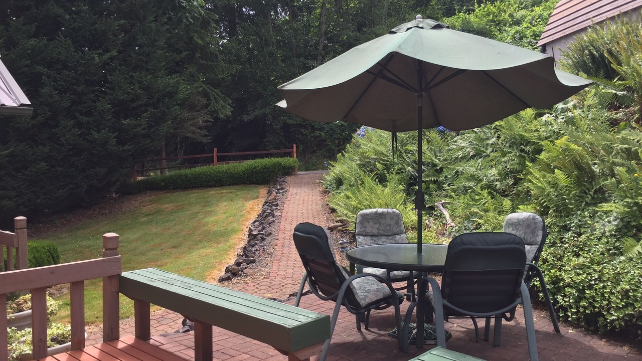 Photo of Others in Mayfield