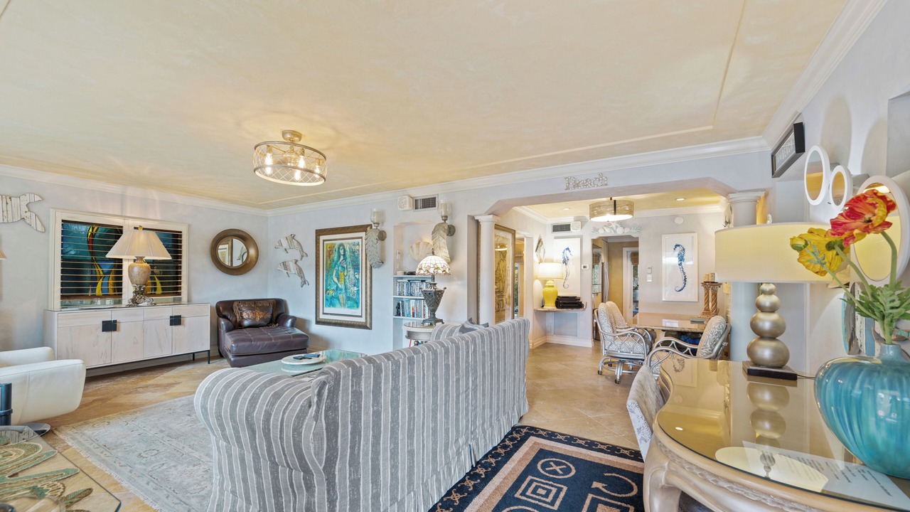 Photo of Livingroom in Deerfield Beach