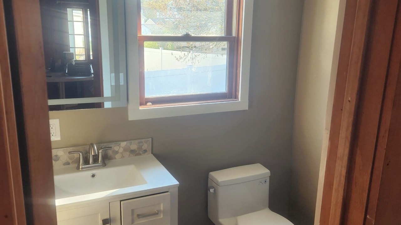 Photo of Bathroom in York Beach