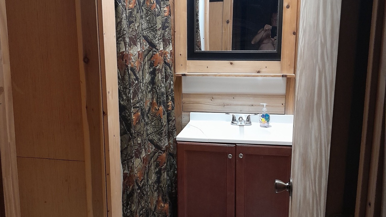 Photo of Bathroom in Zavalla
