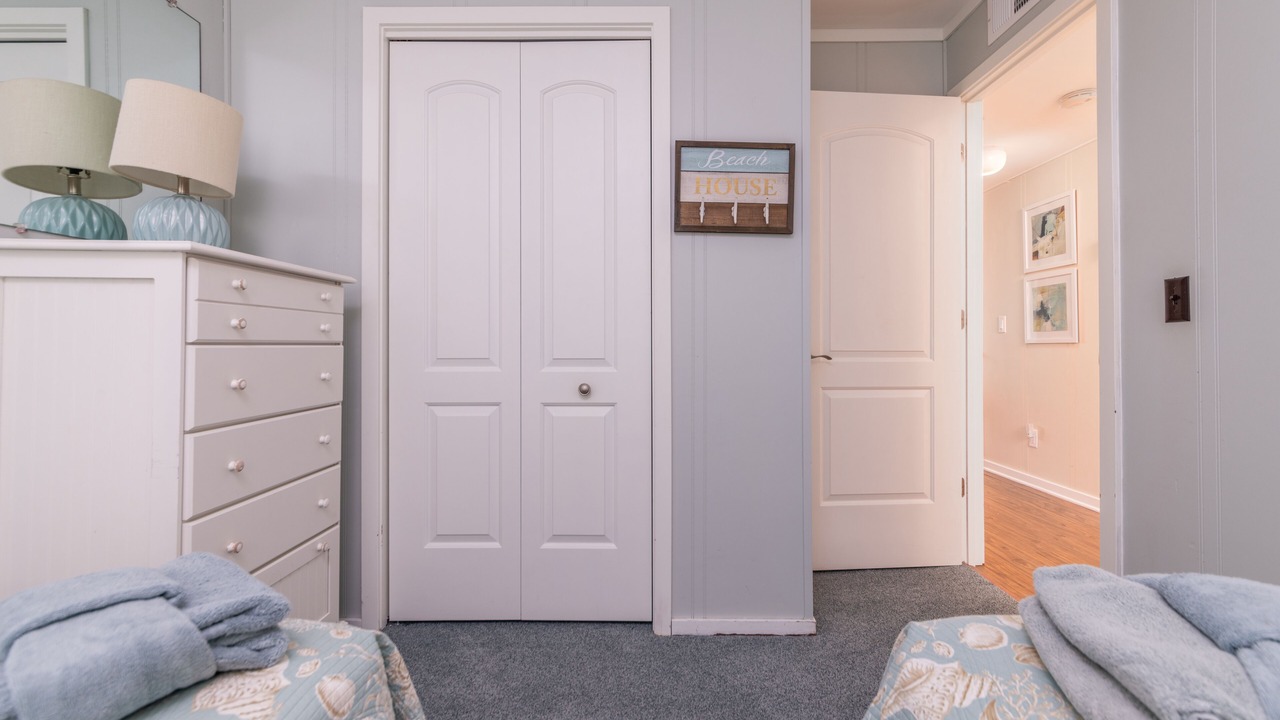 Photo of Bedroom in Folly Field