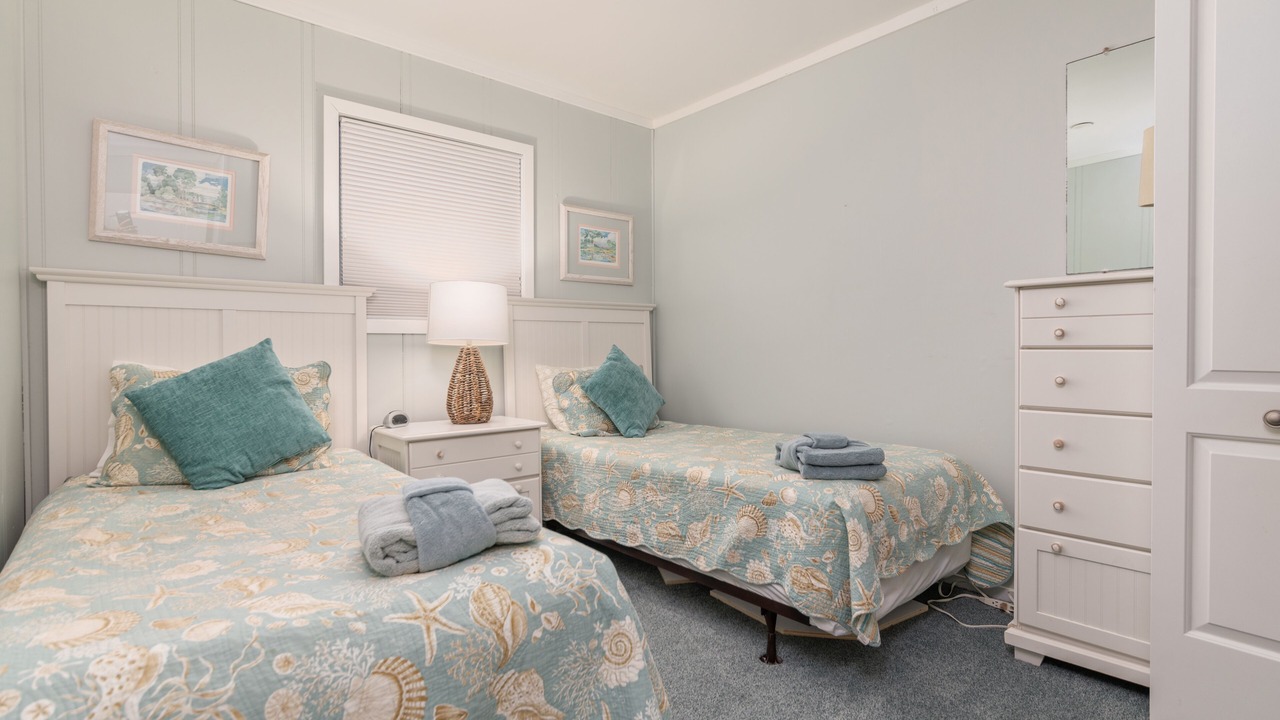 Photo of Bedroom in Folly Field