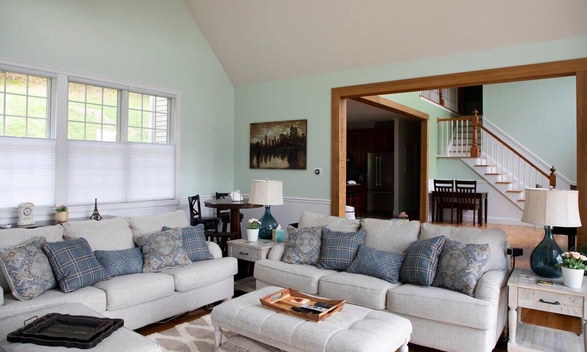 Photo of Livingroom in Cooperstown