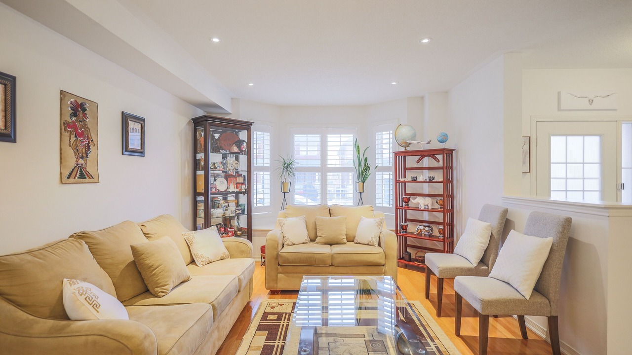 Photo of Livingroom in Markham