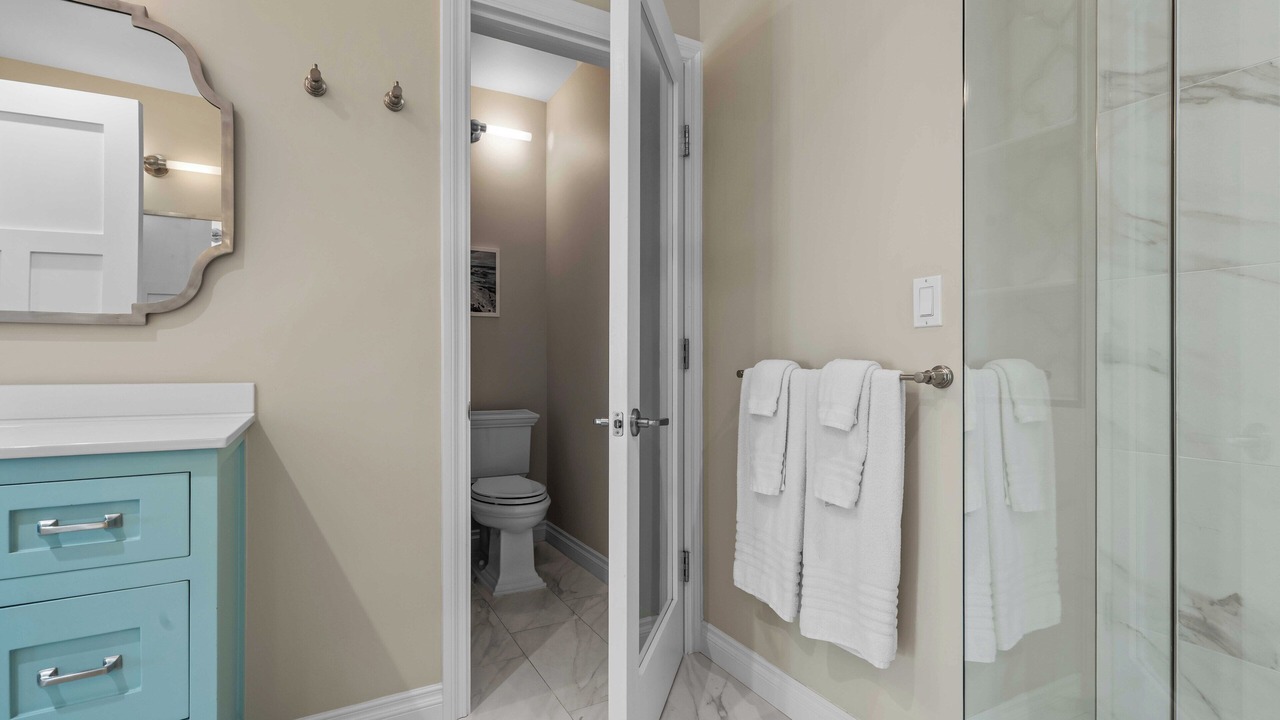Photo of Bathroom in Mission Hills