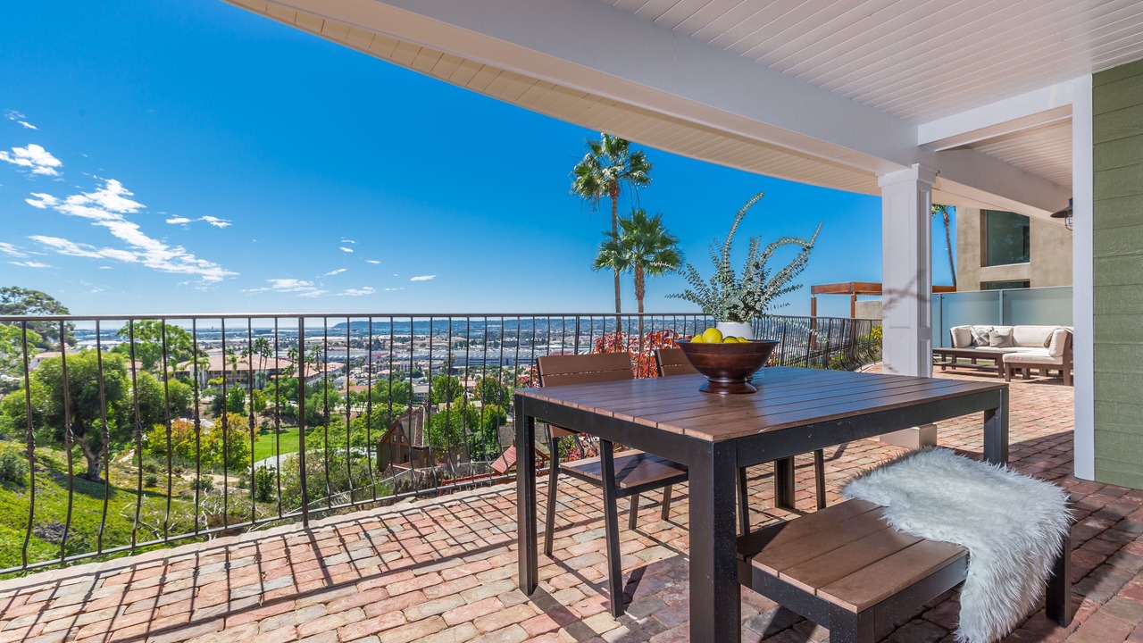 Photo of Outdoor in Mission Hills