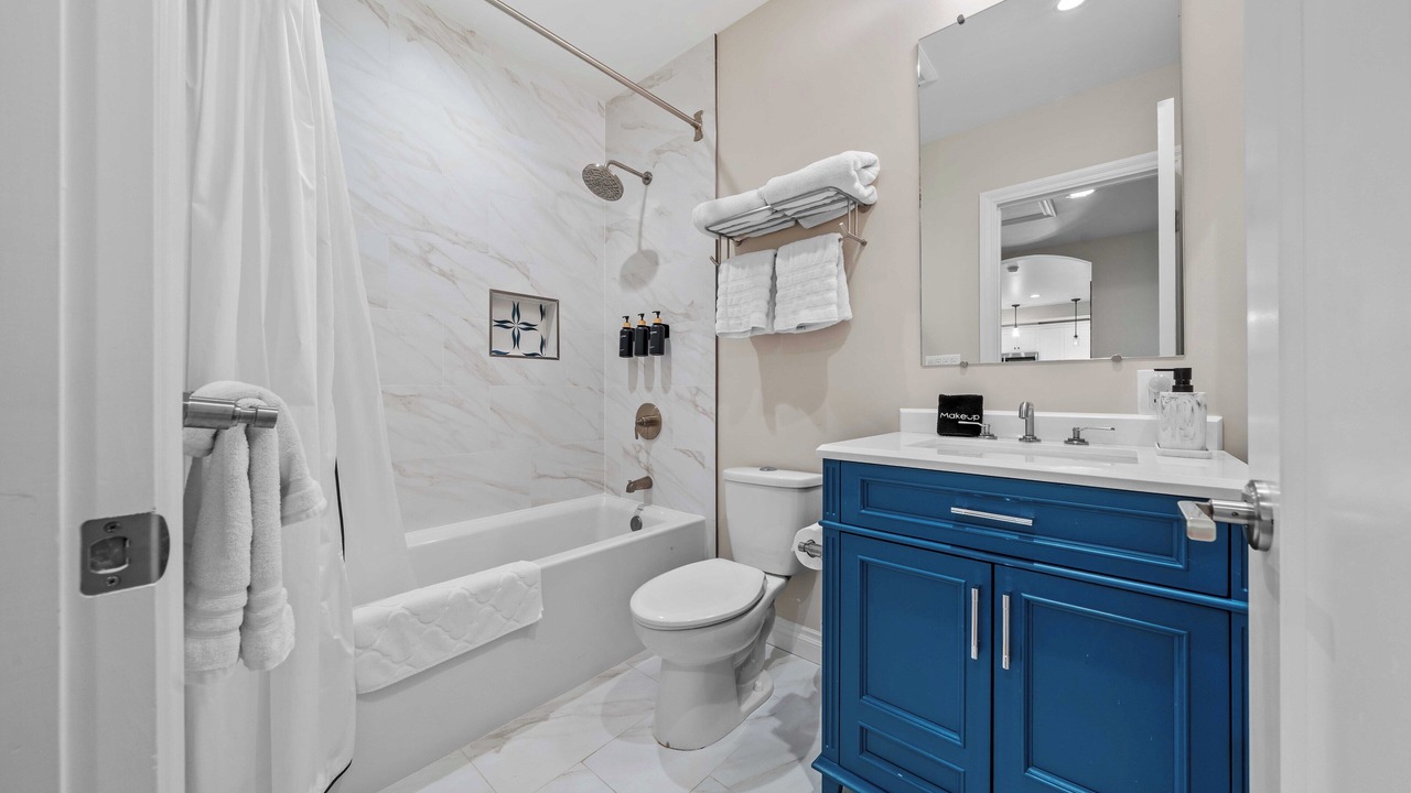 Photo of Bathroom in Mission Hills