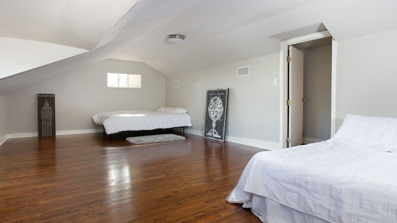 Photo of Bedroom in Midtown