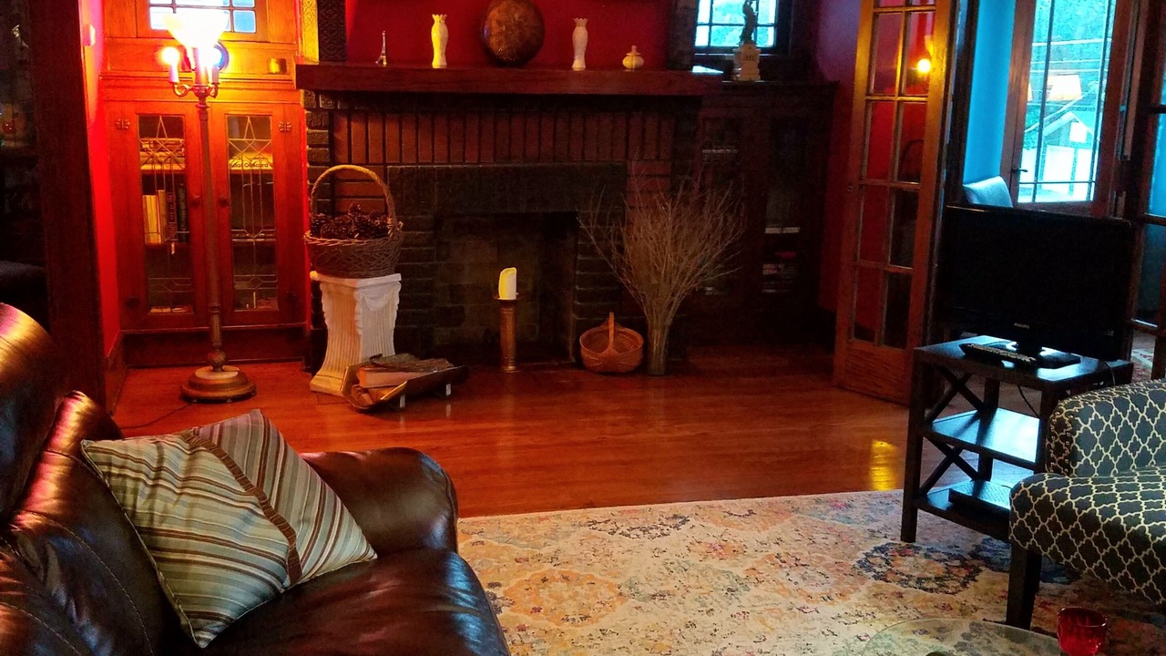 Photo of Livingroom in Edgewater