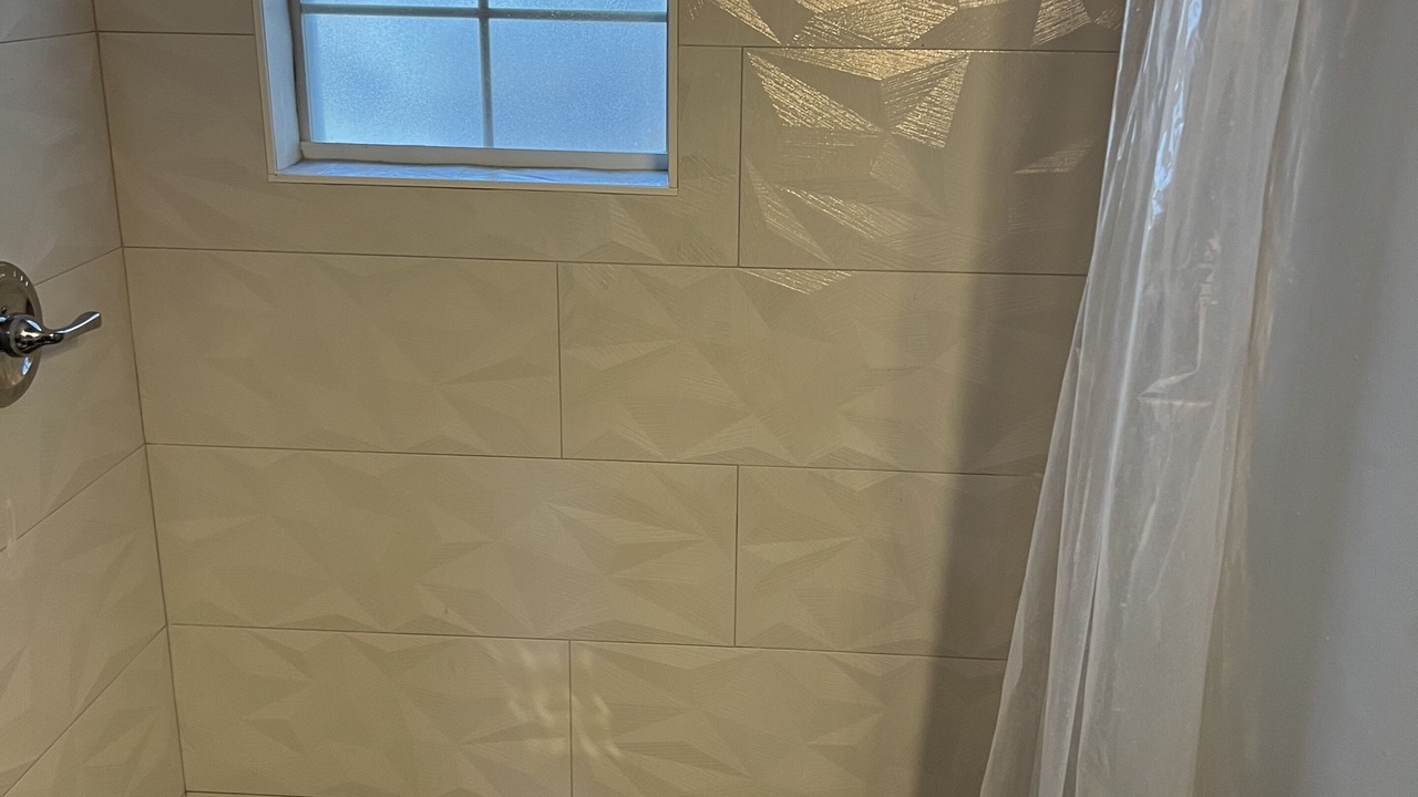 Photo of Bathroom in South 7th Ward