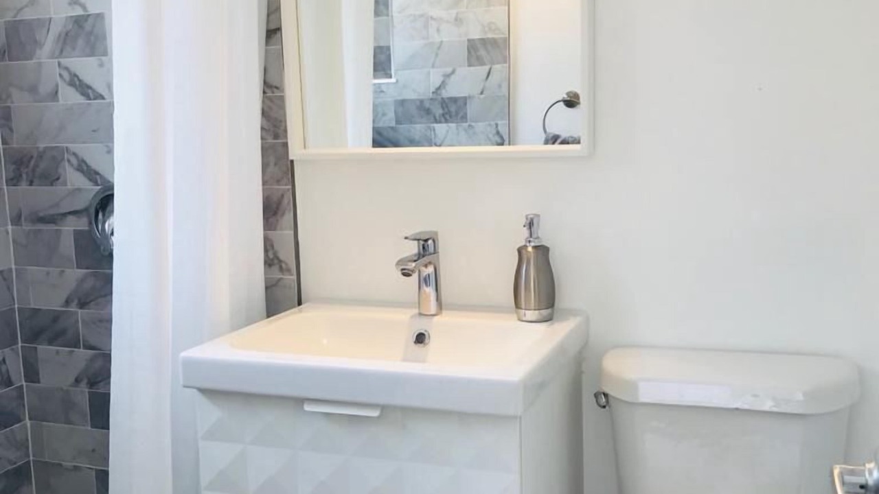 Photo of Bathroom in Highland Garden