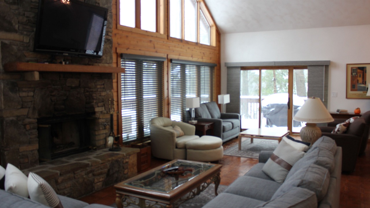 Photo of Livingroom in Jefferson Township