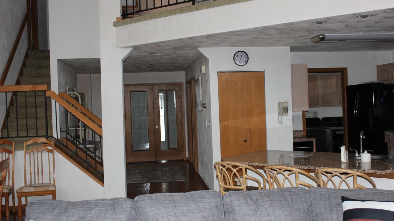 Photo of Livingroom in Jefferson Township