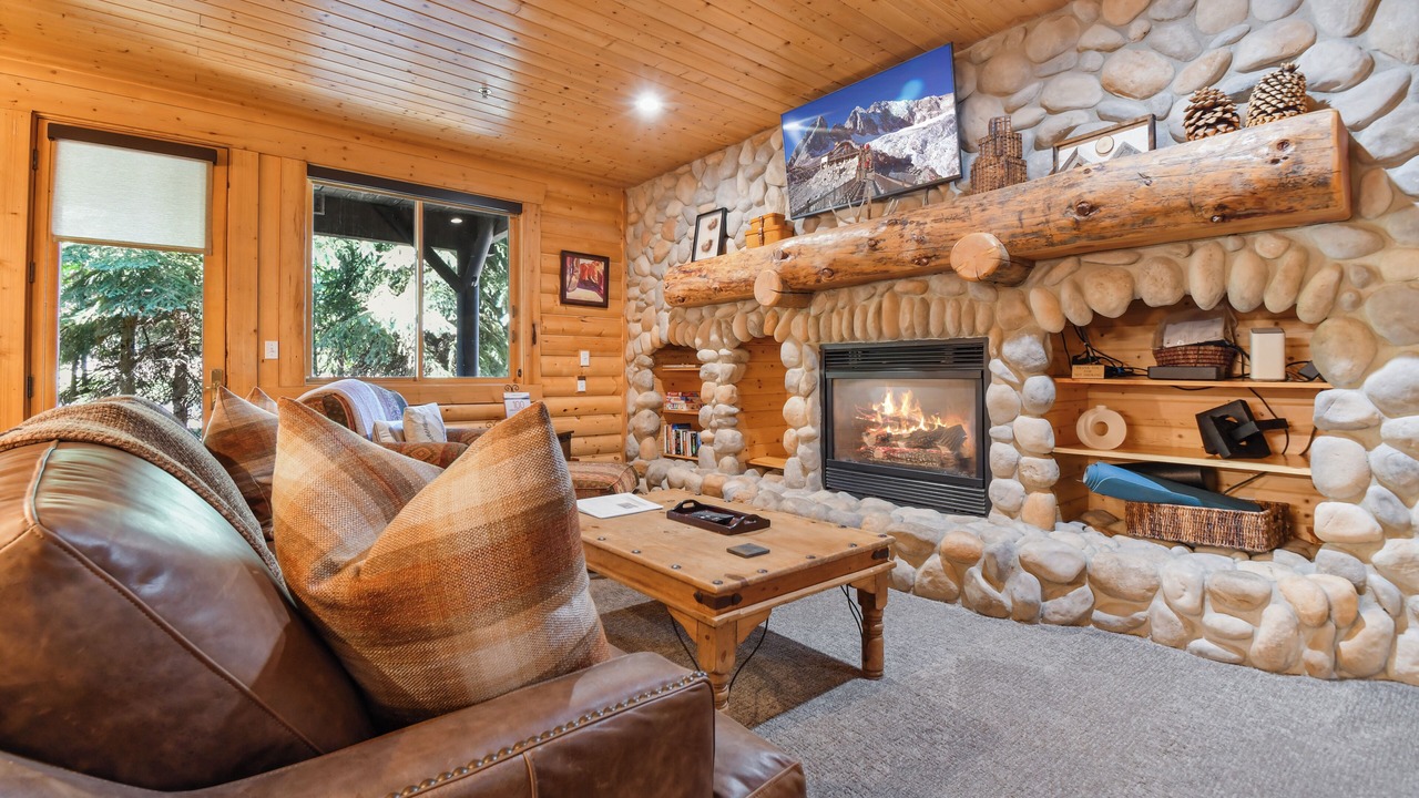 Photo of Livingroom in Deer Valley