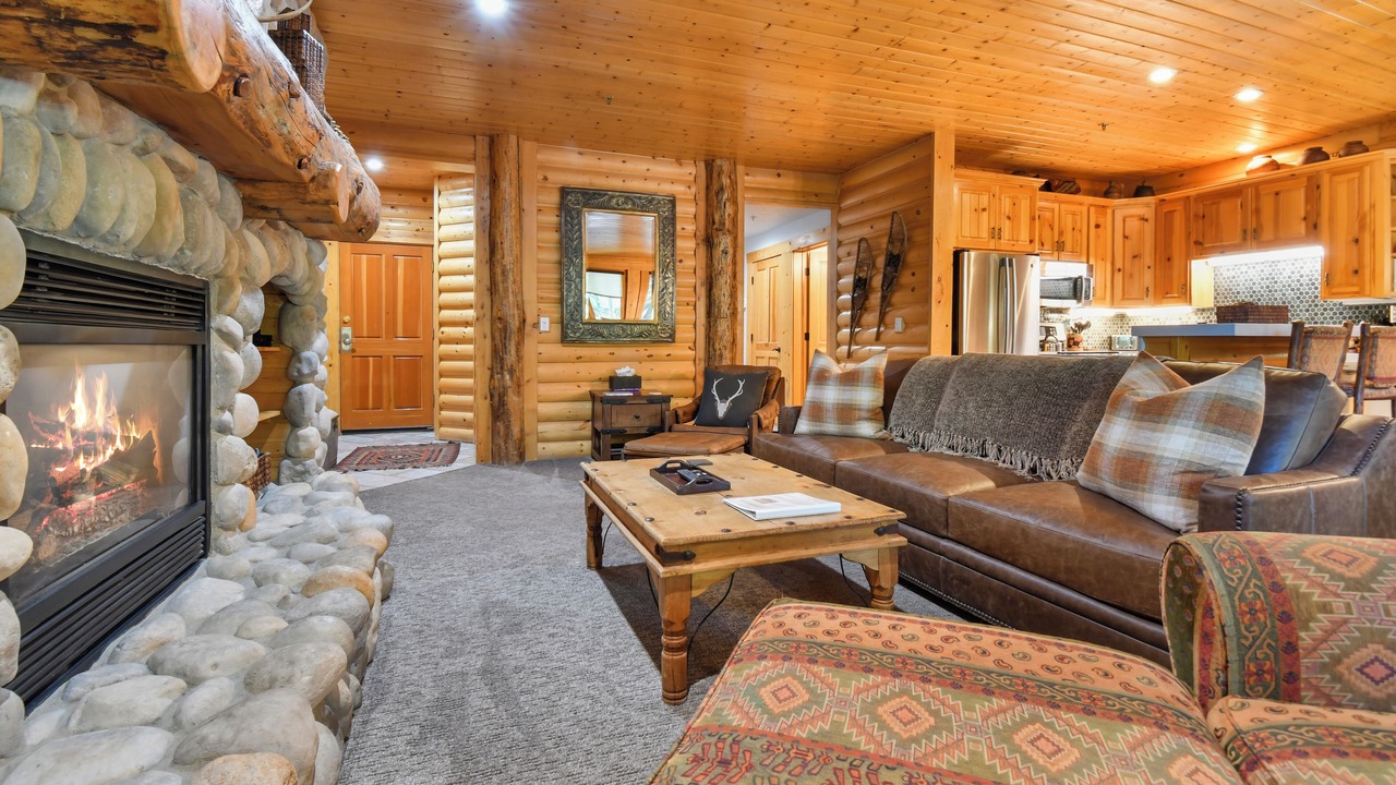Photo of Livingroom in Deer Valley