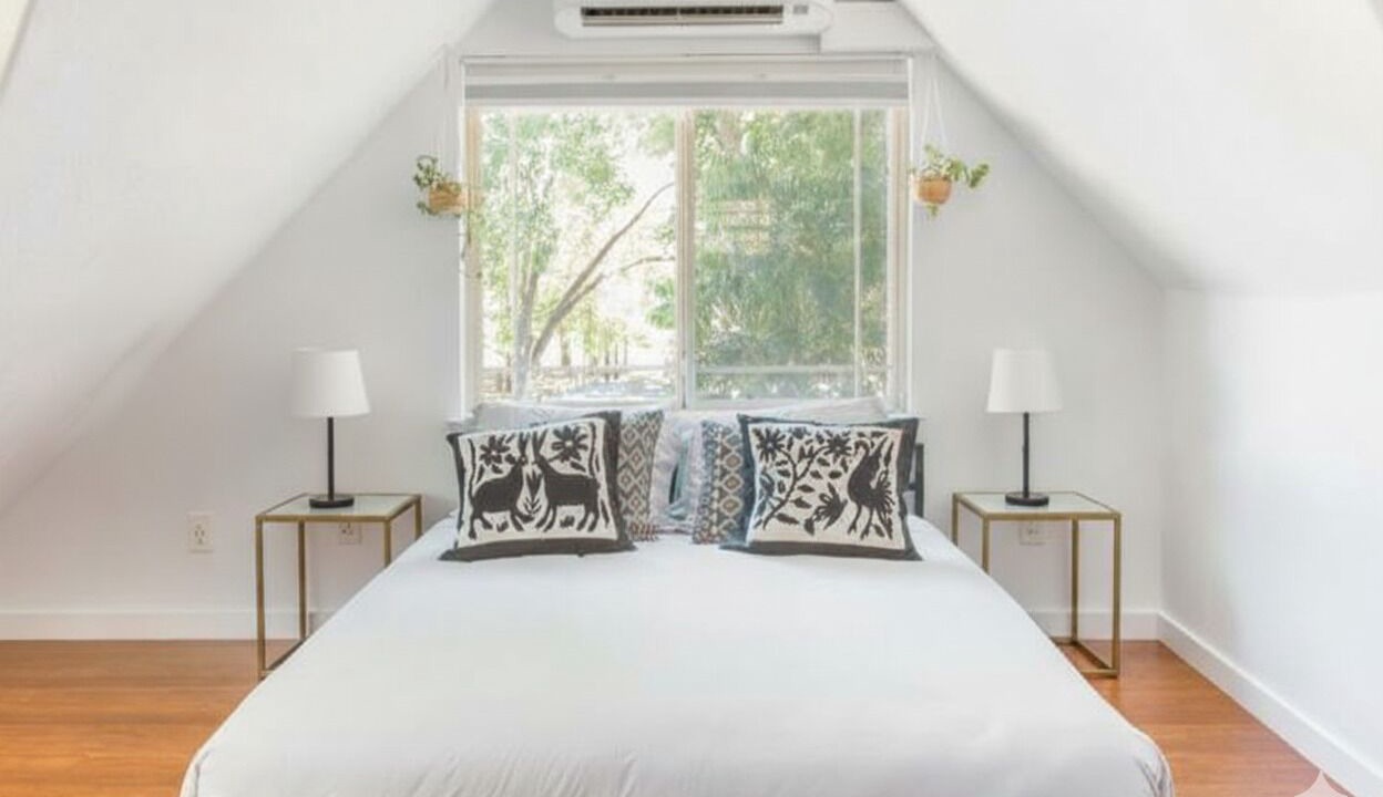 Photo of Bedroom in Holly