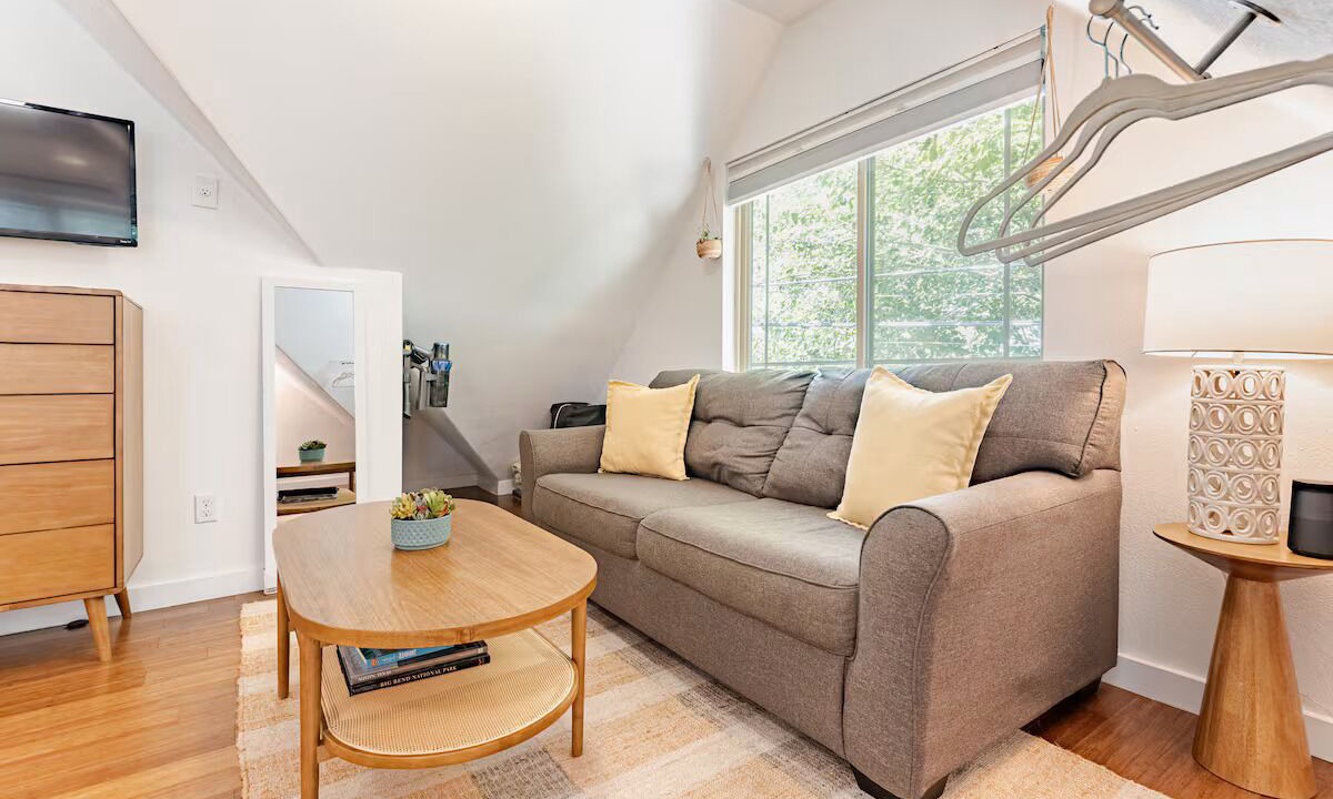 Photo of Livingroom in Holly