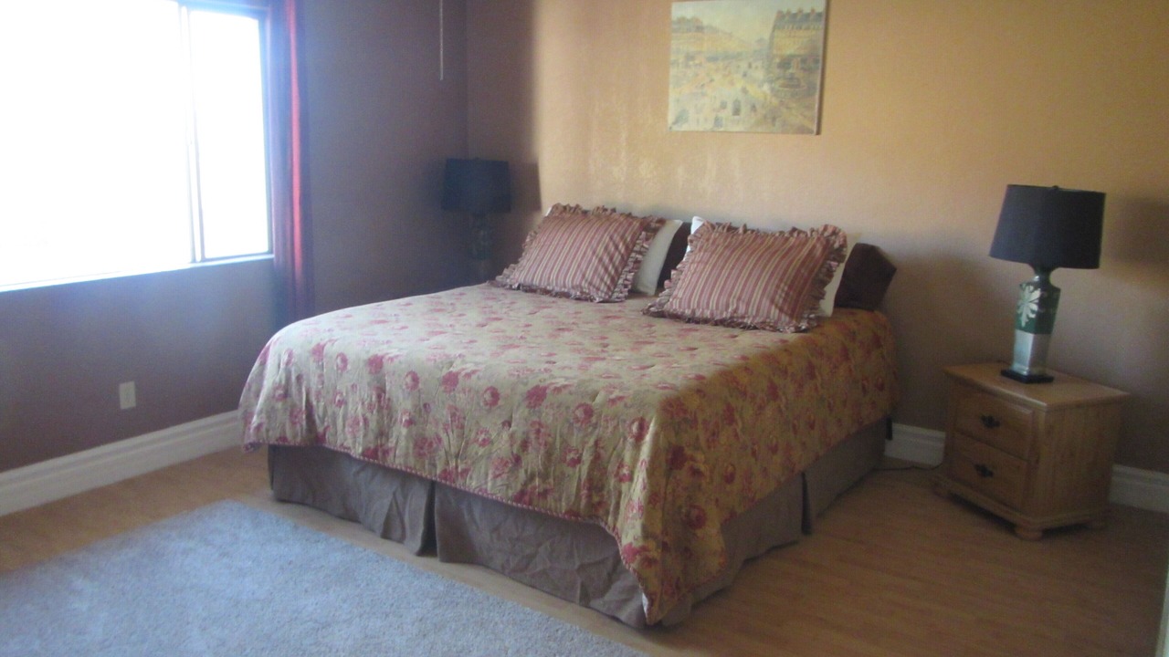 Photo of Bedroom in Alamogordo