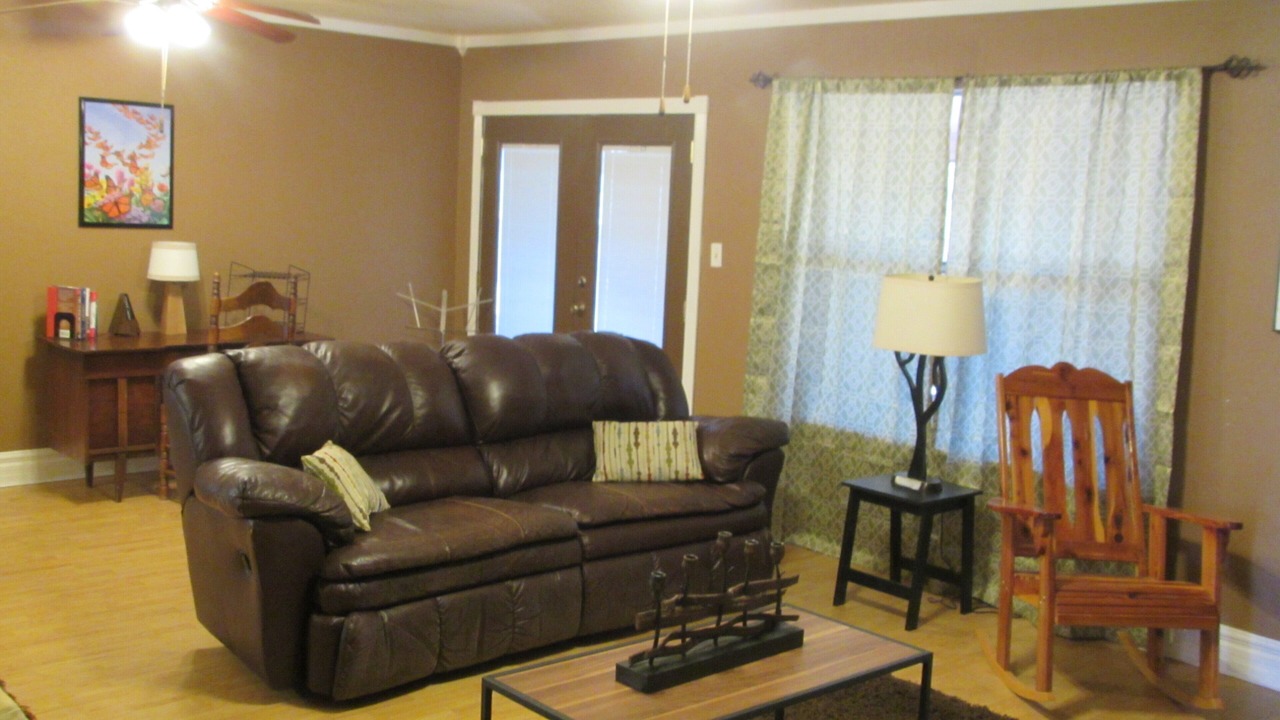 Photo of Livingroom in Alamogordo