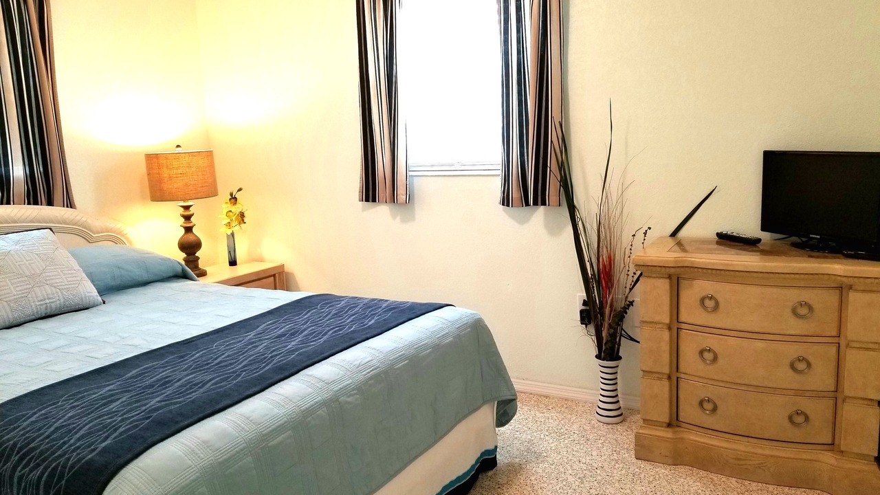Photo of Bedroom in Bradenton