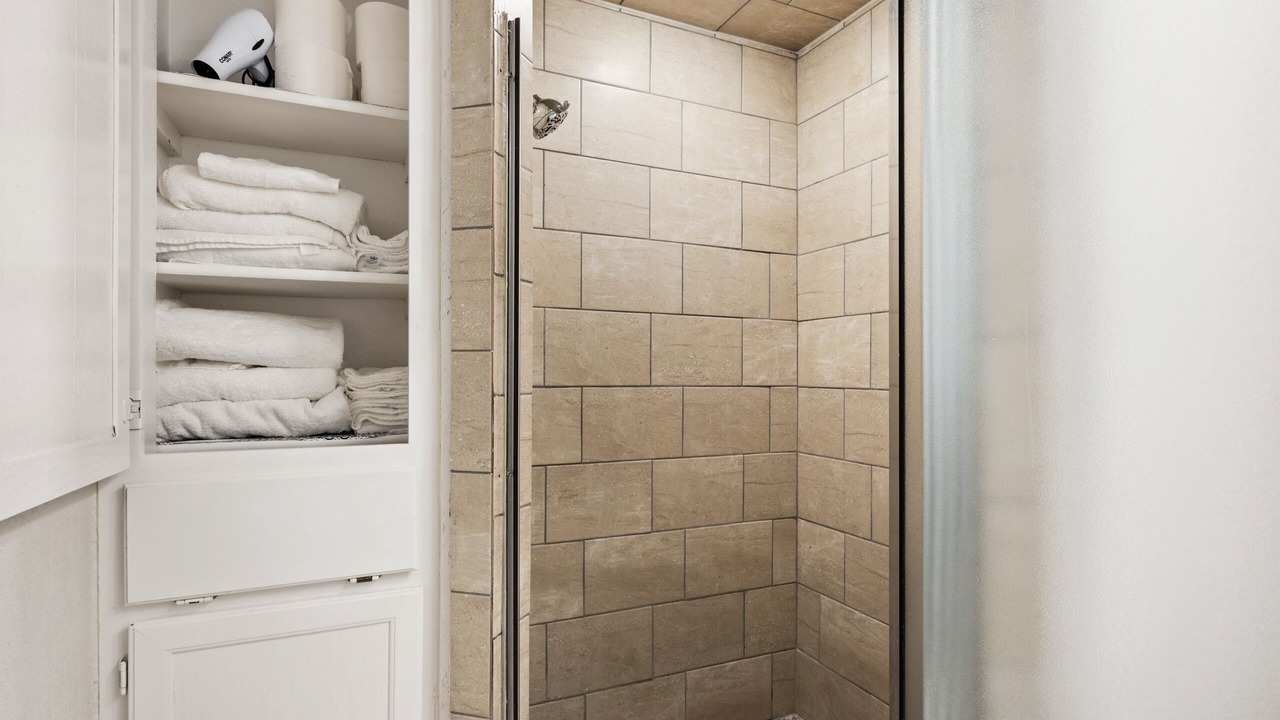 Photo of Bathroom in Tanglewood Estates