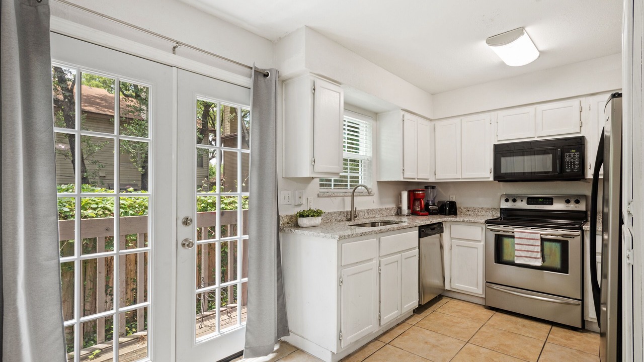 Photo of Kitchen in Tanglewood Estates