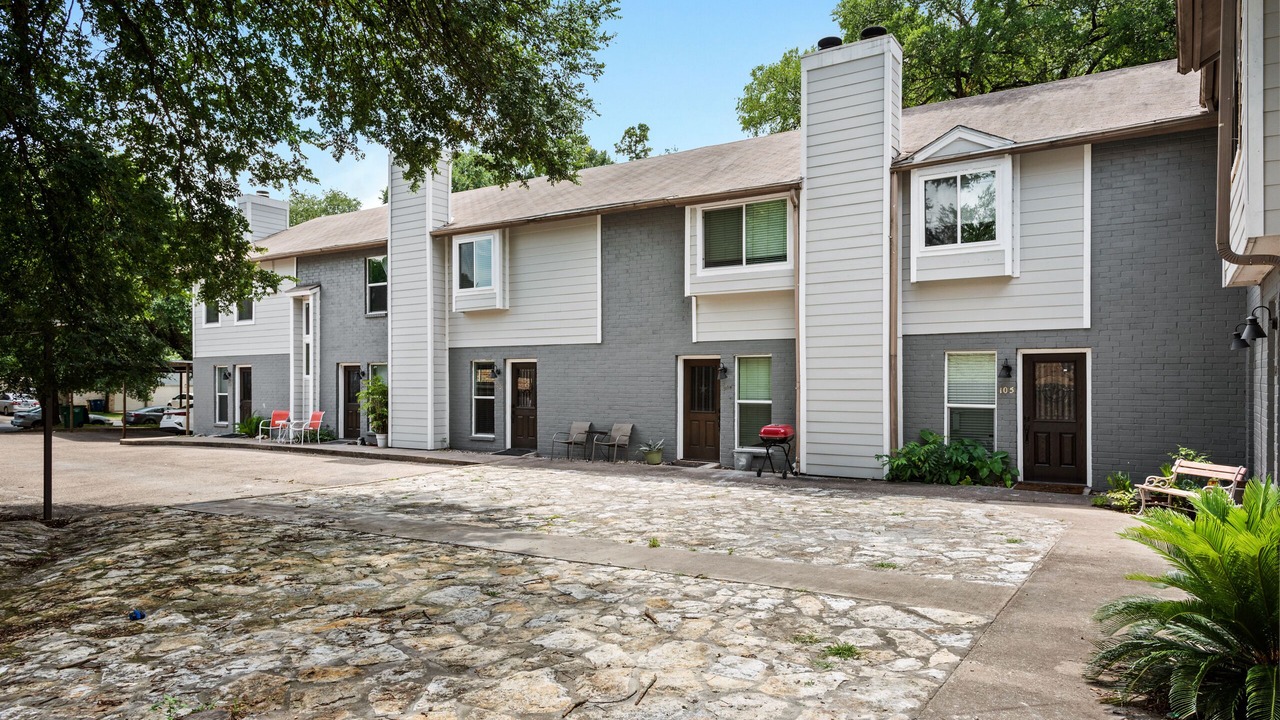 Photo of Outdoor in Tanglewood Estates