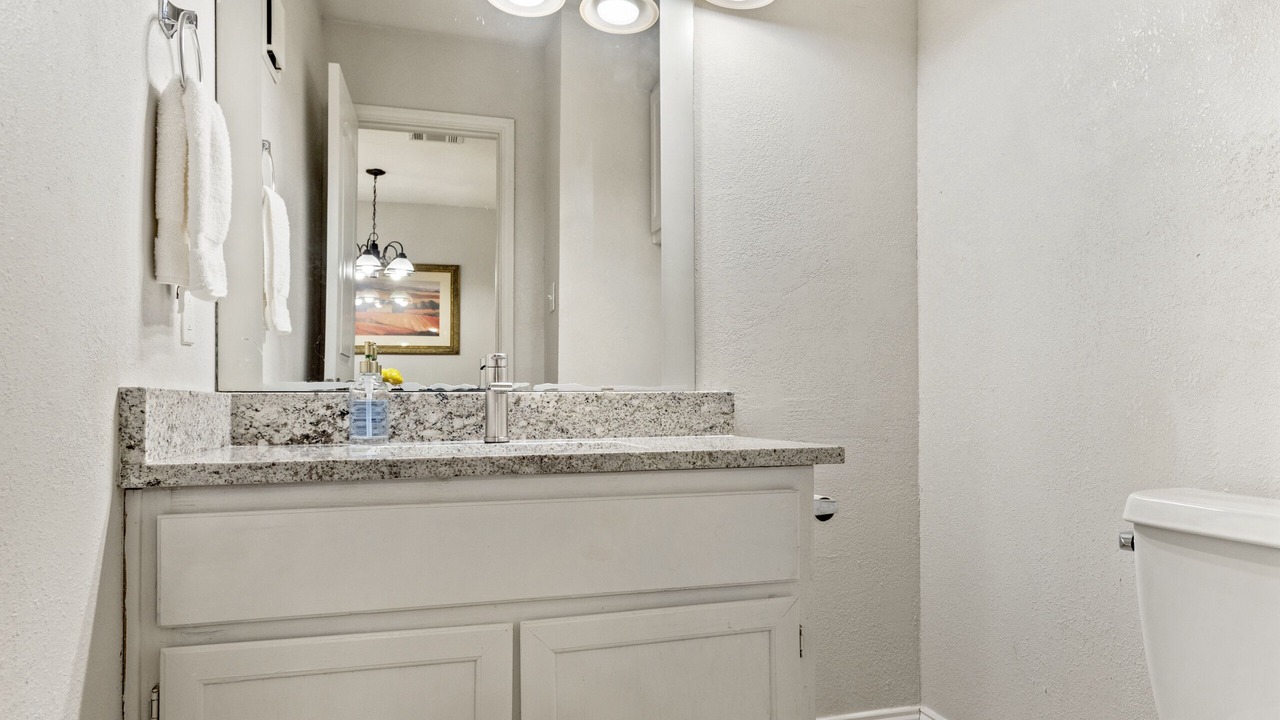 Photo of Bathroom in Tanglewood Estates
