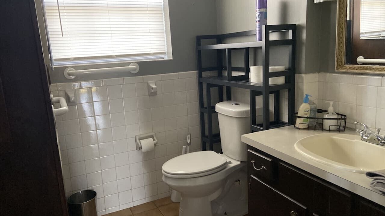 Photo of Bathroom in Winslow