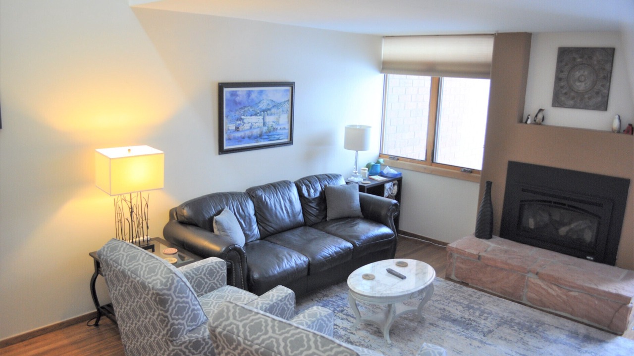 Photo of Livingroom in North Park City