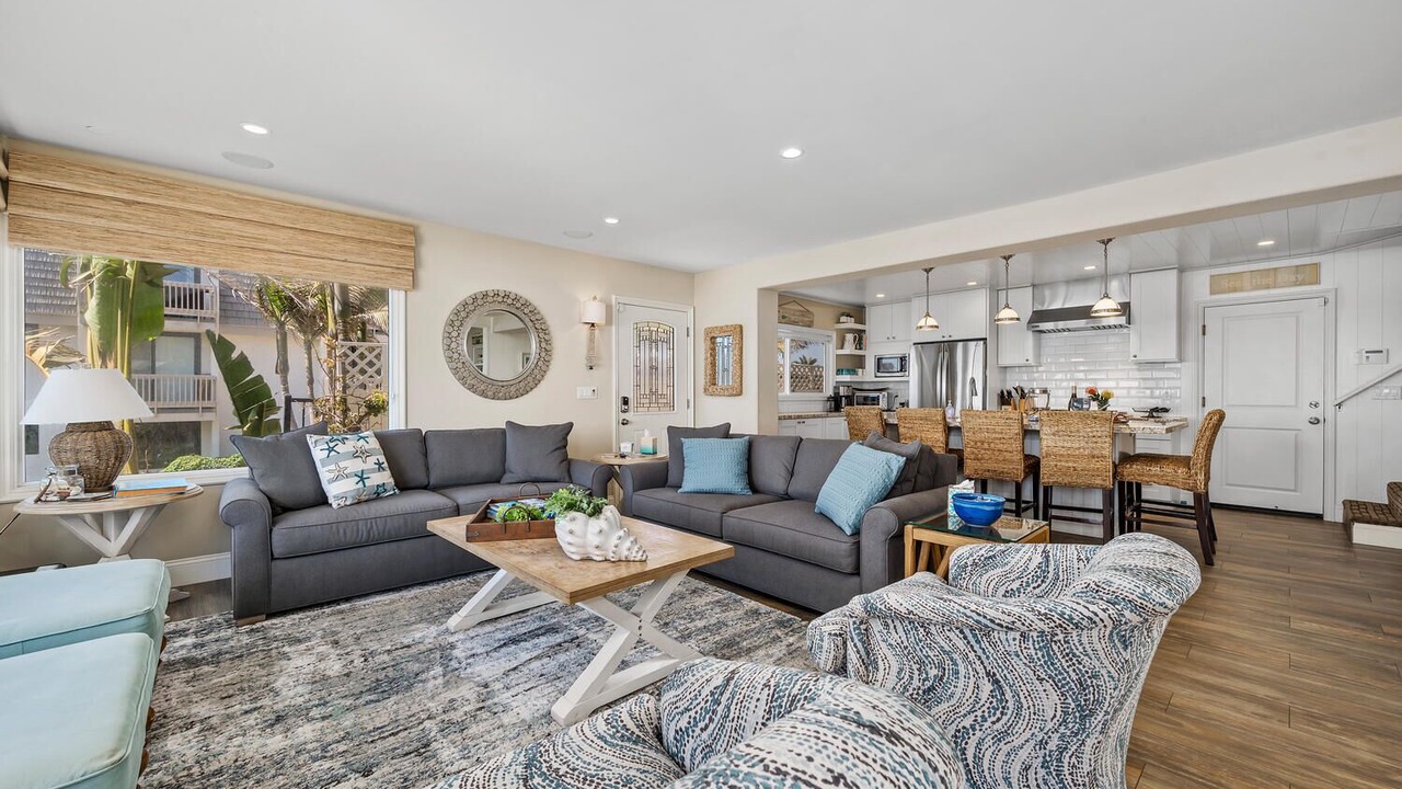 Photo of Livingroom in Townsite