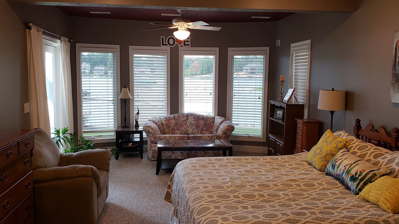 Photo of Bedroom in White Pigeon