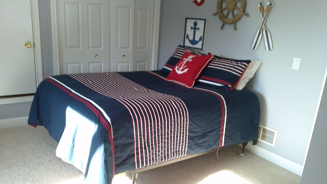 Photo of Bedroom in White Pigeon