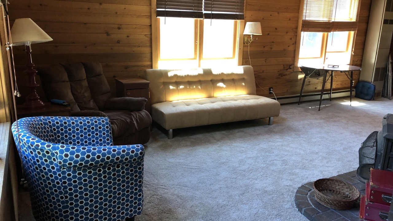Photo of Livingroom in Beaver Island