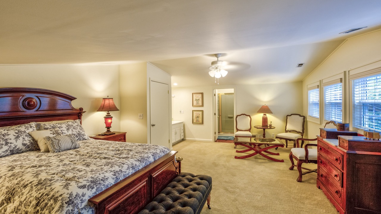 Photo of Outdoor in Mirror Lake