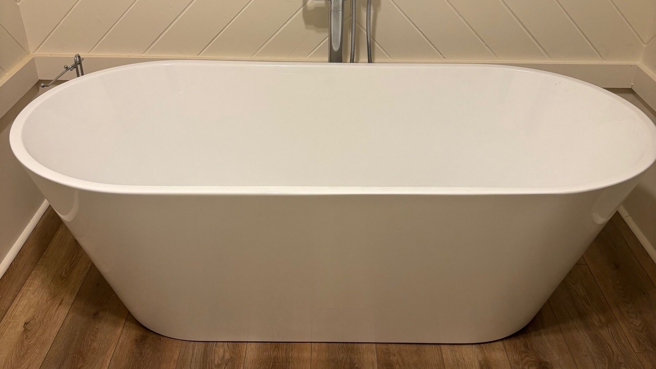 Photo of Bathroom in Mirror Lake