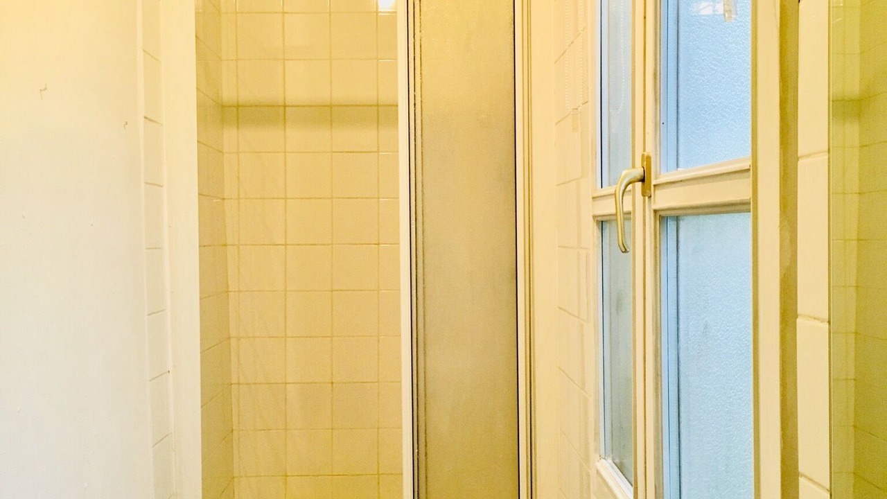 Photo of Bathroom in Saint Nicolas - Charles III - Ville vieille - Trois Maisons - Leopold