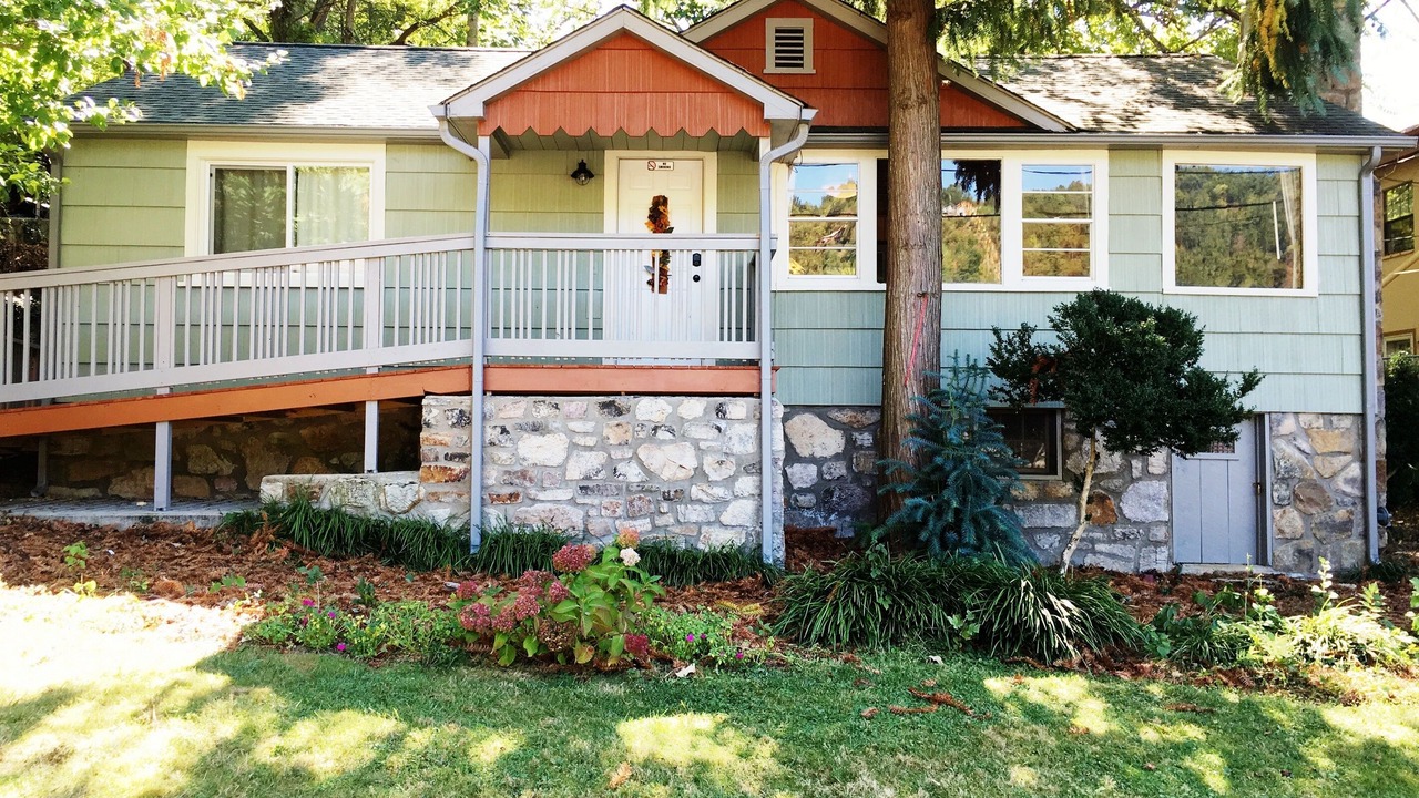 Photo of Others in Gatlinburg